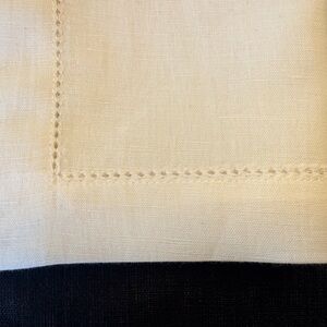 Elegant Cream and Black Table Linen